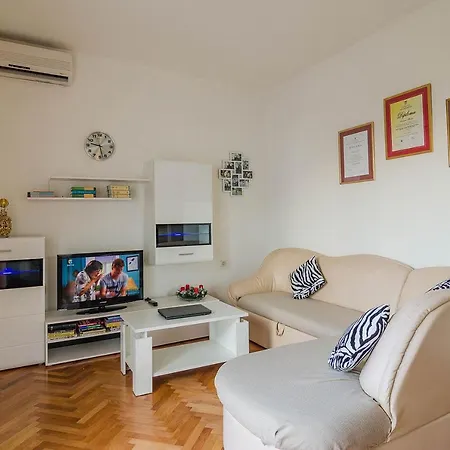 Appartement Dani, - Zadar Rtina